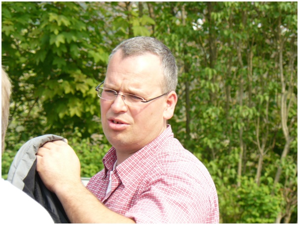 584x433 pixels (123K)